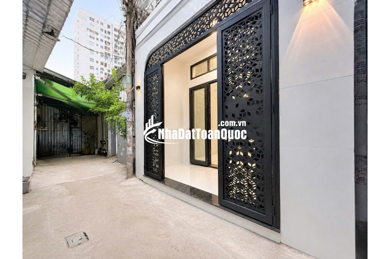 CHỦ ĐỊNH CƯ NƯỚC NGOÀI GỬI BÁN DÙM 62m2 ĐƯỜNG HUỲNH THIÊN LỘC CHỈ 6 ĐỒNG HƠN.
